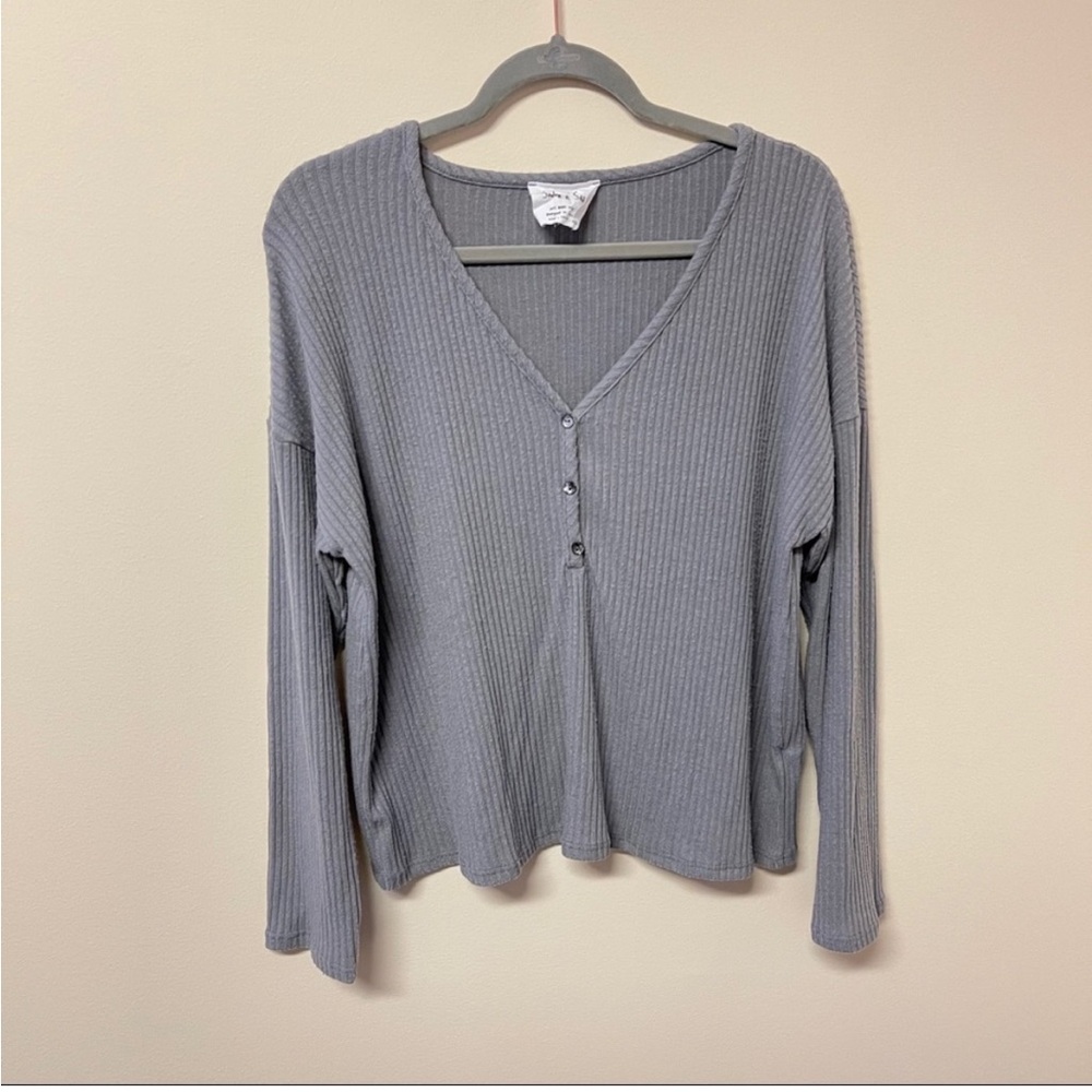 Sadie & Sage Grey Ribbed Soft Long Sleeve